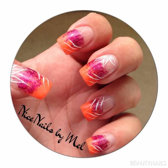 Neon Orange + Glitzer Acrylnägel - Acrylübung bei mir. Material -> Nail Expert, RM Beautynails, Nailart