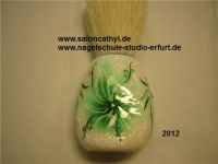 Grüne Blume - Staubpinsel mit Airbrush Gegenstände