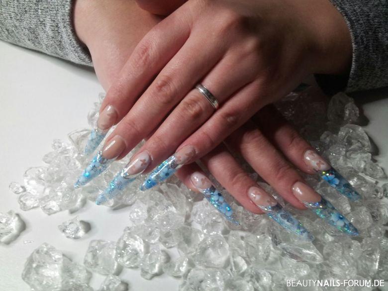 Gelnägel in blau mit glitzer, Airbrush Gelnägel - Make up nails.de , glitzer weiß ich nicht mehr   .. Airbrush Nailart