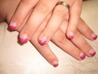 meine ersten Nagelbeißer mit pink glitter Gelnägel