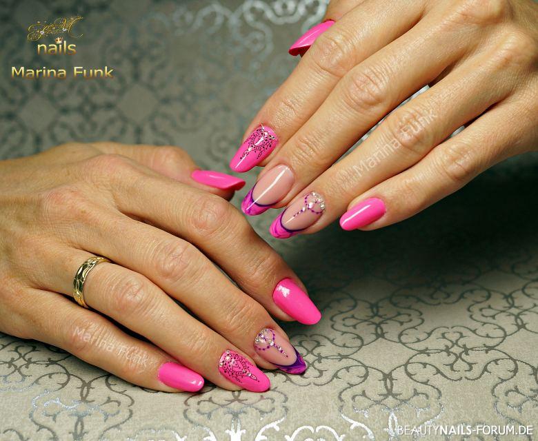 Tolle Nailart in pink mit Verzierungen und French Gelnägel pink - Gelmodellage, neuanlage, farbe ohne ss Nailart