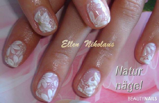 Acrylfarben auf Fingernägeln Hochzeitsnägel - Natur Nagel...mit Acryl Farben gemalt Nailart