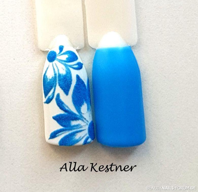 Frisches Design in Blau mit Blumen Mustertips - Musterdesign in Blau mit Blumen Nailart