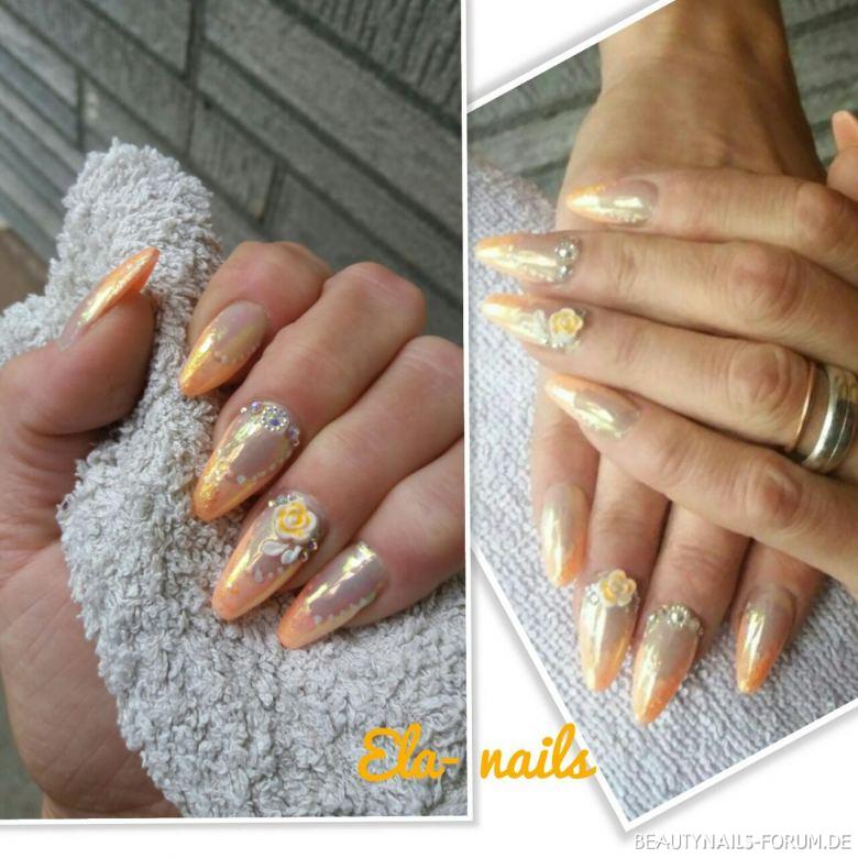 French Nail Design mit 3D Blumen und Strass Nageldesign orange gold - Verwendetes Material Grundiergel,Fiberglas clear,Make up gel Nailart