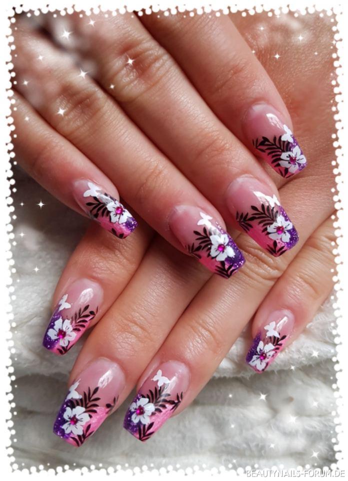 Modellage lila/pink und Stamping Nageldesign pink lila - Gelmodellage in Lila und pink mit Stamping Nailart