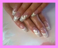 weiss french in e stroke Nageldesign