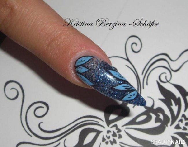 blau Stilettos - gele von HN, royalbalu glitzerpinselmalerei Nailart