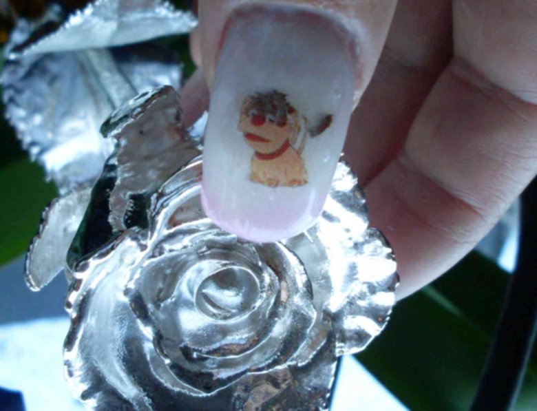 Mobbi auf einem Nagel Anleitung Sticker selber drucken (ohne jegliche Folien) in Nageldesign