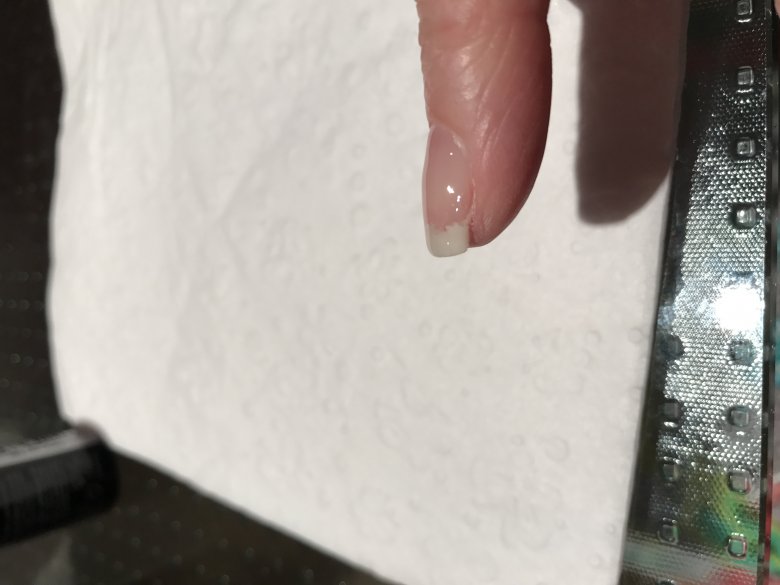 davor Fiberglass Nagelreparatur und UV-Lack-Ablösen? in Nagellack / UV