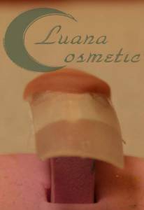 Die vorder Ansicht Anleitungen von Luana Cosmetic in Nageldesign