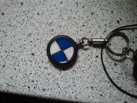 Für mein Mann seine Autoschlüssel 
Vorderseite Schlüsselanhanger und Co in Basteln
