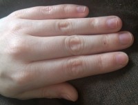 Linke Hand Kurze weiche Nägel was tun? in Nagellack / UV