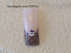 bild5 Anleitungen Gothic-Nails in Nageldesign