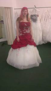 Ich im (doch nicht) traumkleid Brautkleid im Internet bestellen? in Kosmetik / Mode