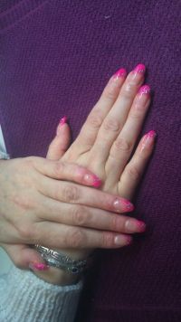 A Touch of Pink ;) pinke French Spitze + Glitzer + Strass Acrylnägel