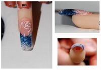 blauer Glitzer Acrylnagel, mit weißer Rose Acrylnägel