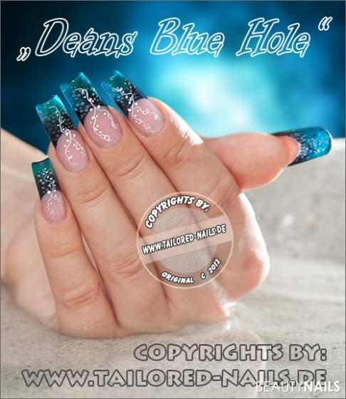 Deans Blue Hole Acrylnägel - inspiriert by Guillaume Nerys Free Fall at Deans Blue Hole Nailart