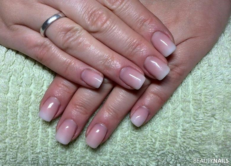 60 Schlichte Und Naturliche Nageldesign Ideen