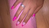 Pinkfarbene Nägel mit Steinchen - Fullcover Acrylnägel