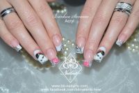 Rockabella Nageldesign mit Ayuarelle Acrylnägel