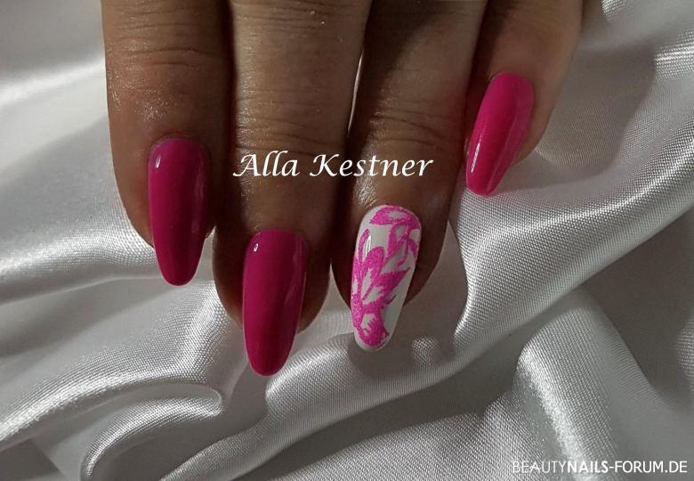 Pink Nailart mit Blume Frühling- & Sommer -  Nailart