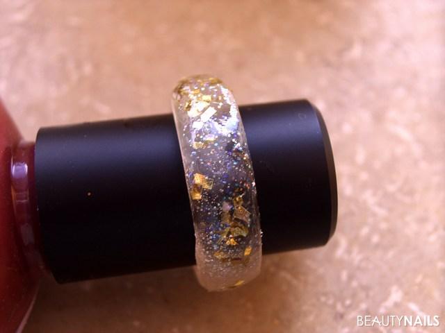 Acryl-ring Gegenstände - Material: Acryl Design: Multicolorglitter und Goldflitter Nailart