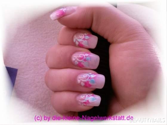Airbrush Gelnägel - schräger Farbverlauf weiß - pink  mit  doppel Airbrush Nailart