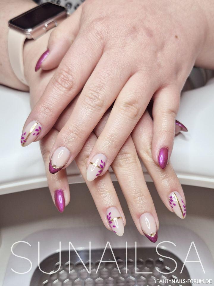 Beere Gold Gelnägel pink lila gold nude - Beere Gold Design Nailart