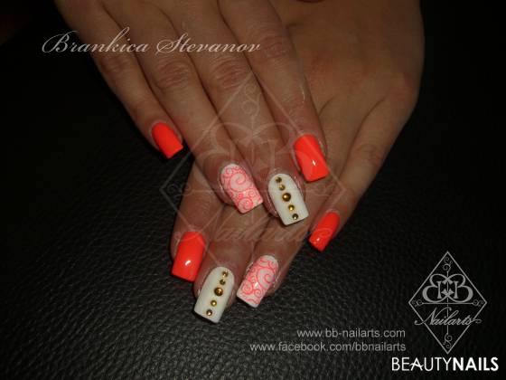 Fashion Style Gelnägel - Hanse gele Nailart