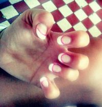 French mit pinker Smilelinie Gelnägel