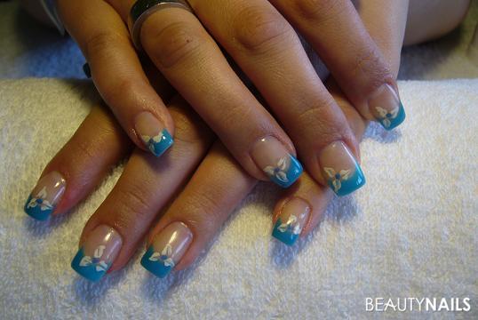 Gel : Blau -Eubecos und Blume:-) Gelnägel -  Nailart