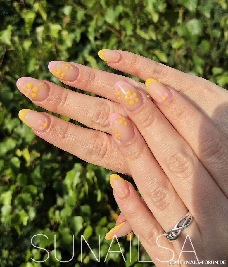 Gelb rosa Gelnägel rosa gelb nude - Gelb rosa Sommer Nailart