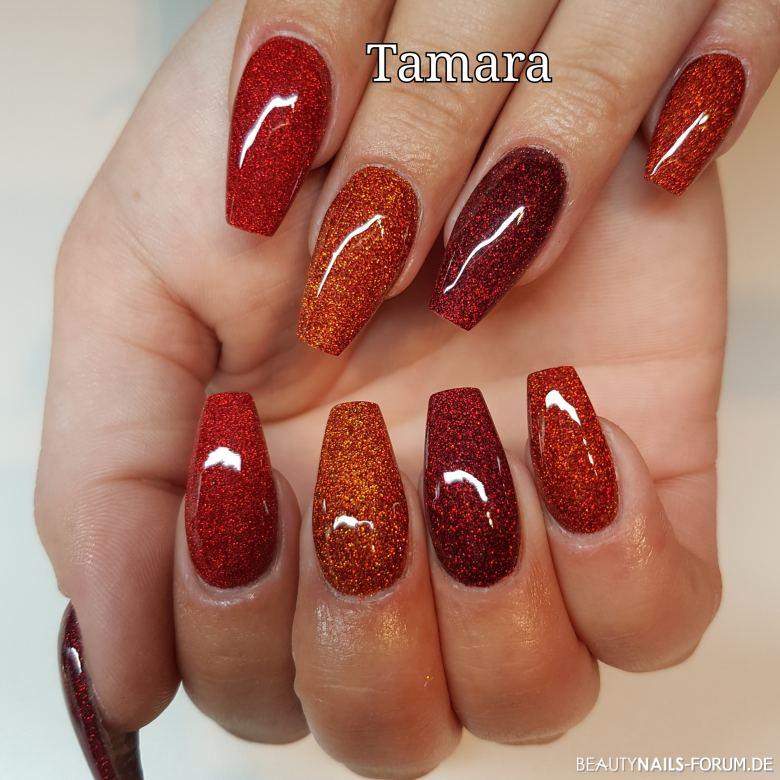 Glitternägel in Herbstfarben - Fullcover Design Gelnägel rot orange - Hab meine Nägel aufgefüllt mit Formwechsel. Produkte von Willa Nailart