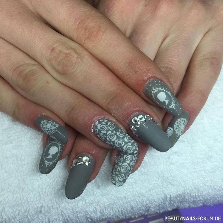 Grau matt mit Stamping