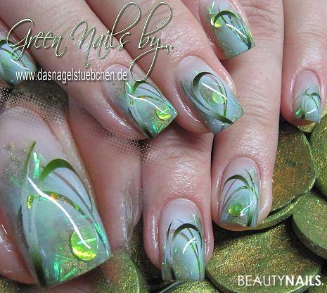 Green Nails... Gelnägel -  Nailart