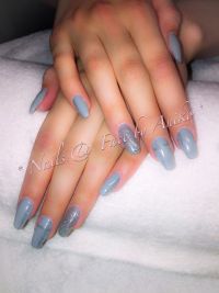 Grey & Silver-Glimmer Nails Gelnägel