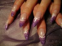 Lila Farbverlauf mit Glitzer Gelnägel