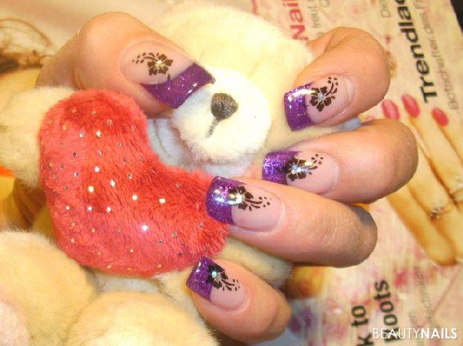 Lilac Hibiskus Gelnägel - ...Modellage Gele von Alessandro und bling bling Glitter   Nailart