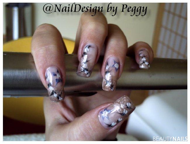 meine eigenen neuen nägel *14.11.09* Gelnägel - haft+aufbaugel von cosi-nails...french Cappucino,nailart gemalt Nailart