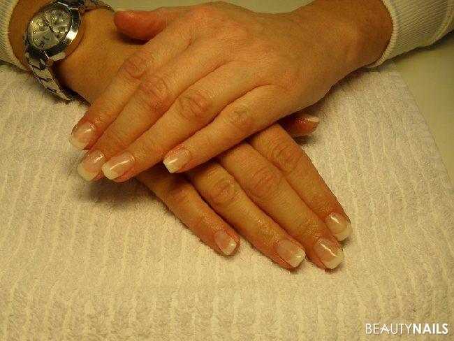 Natürlich Gelnägel - Gele Pretty Noble Nails, Soft Weiss von Mivee Nailart