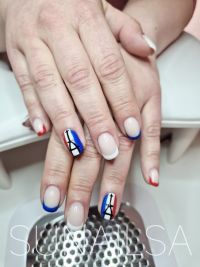 Paris Nägel Gelnägel