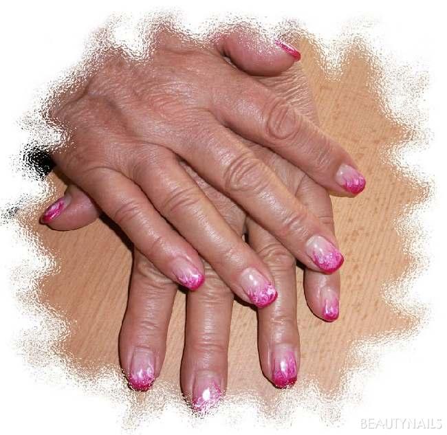 Pink marmoriert Gelnägel - Fuchsia bzw. pink chrome effect von Pina Parie marmoriert und Nailart
