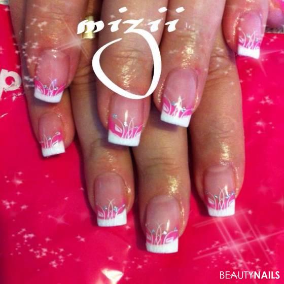 Pink & White Gelnägel - Gele von Nail Expert + Stamping Nailart