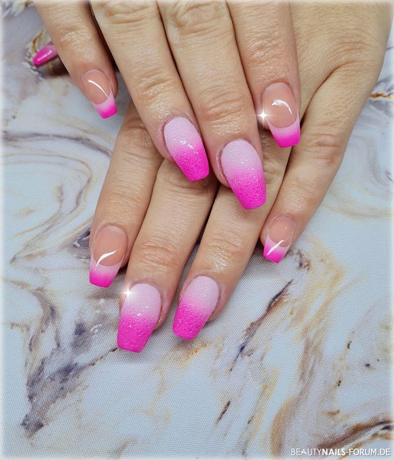 Rosa und Pink Verlauf French und Fullcover Gelnägel