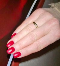 Roter Nagellack von Dior Gelnägel