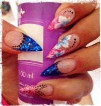 Stiletto Pink-Blau-Glitzer Gelnägel