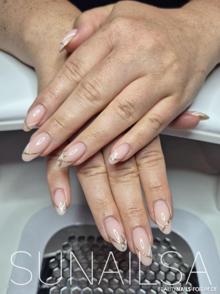 Weiß Gold Gelnägel gold weiss nude - Keine Braut Nägel:D Nailart