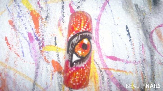 Auge rot-orange Mustertips - alles acrylfarben, glitzer und gel von jolifin aus langerweile Nailart