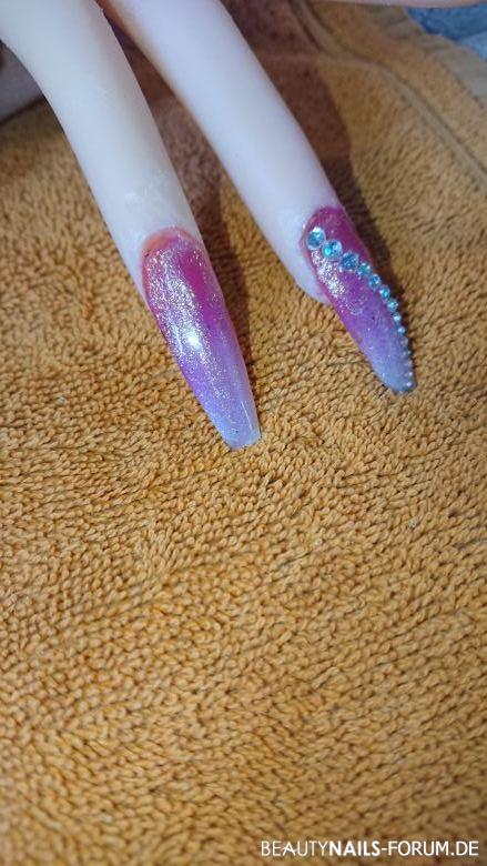 Farb ombre Mustertips bunt - Versuch eines Farb ombres. Nehme gerne Kritik an   Nailart