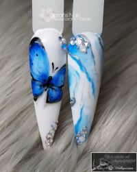 Gelmalerei blauer Schmetterling und Strass Mustertips
